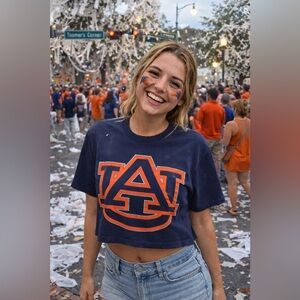 Vintage Auburn Tigers 🐅 Tee